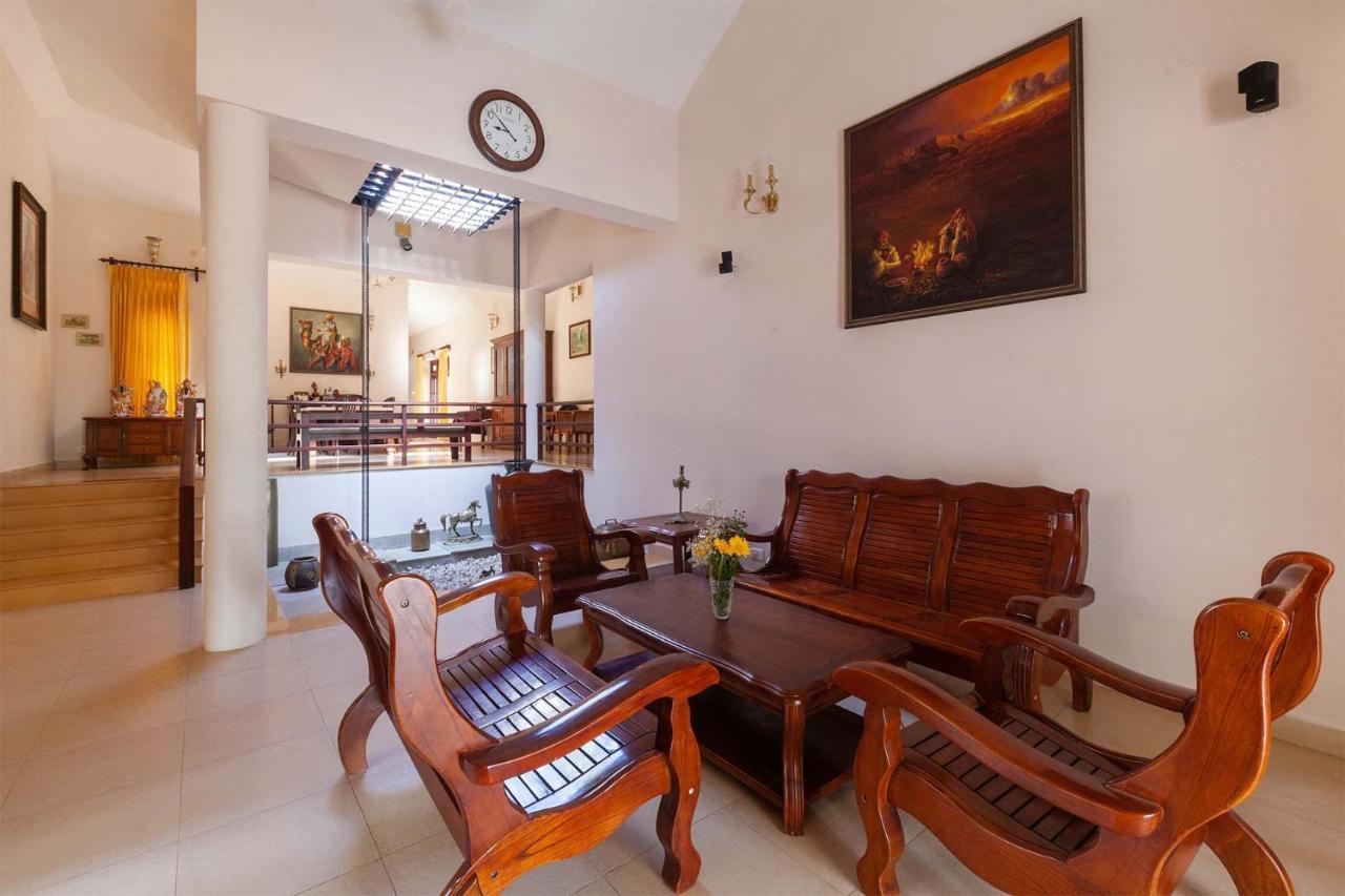 Crystal Homestay By Veo - Part Of Stayvista Madikeri Eksteriør bilde