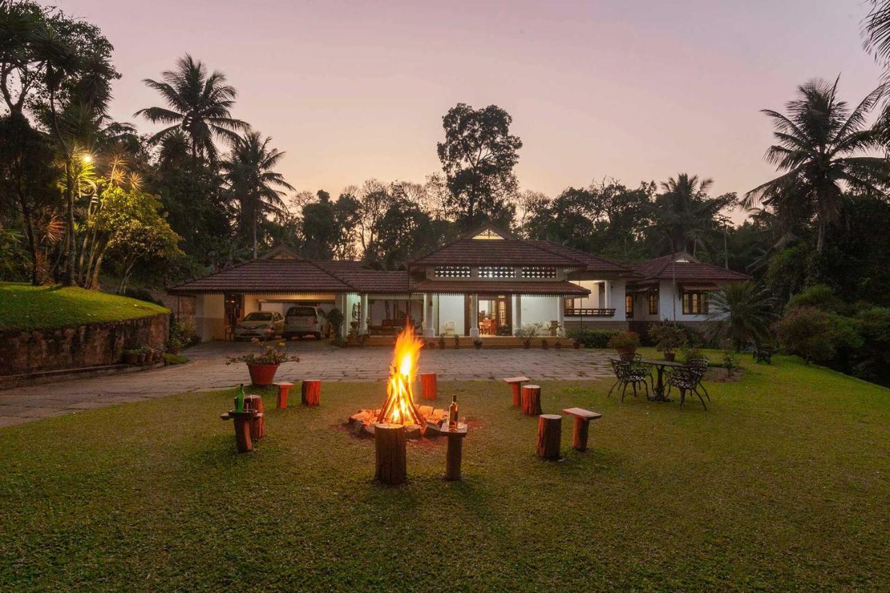 Crystal Homestay By Veo - Part Of Stayvista Madikeri Eksteriør bilde