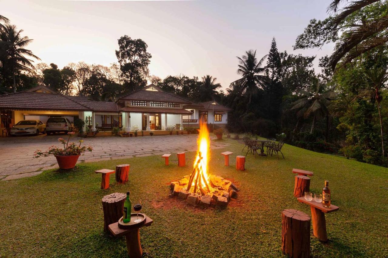 Crystal Homestay By Veo - Part Of Stayvista Madikeri Eksteriør bilde